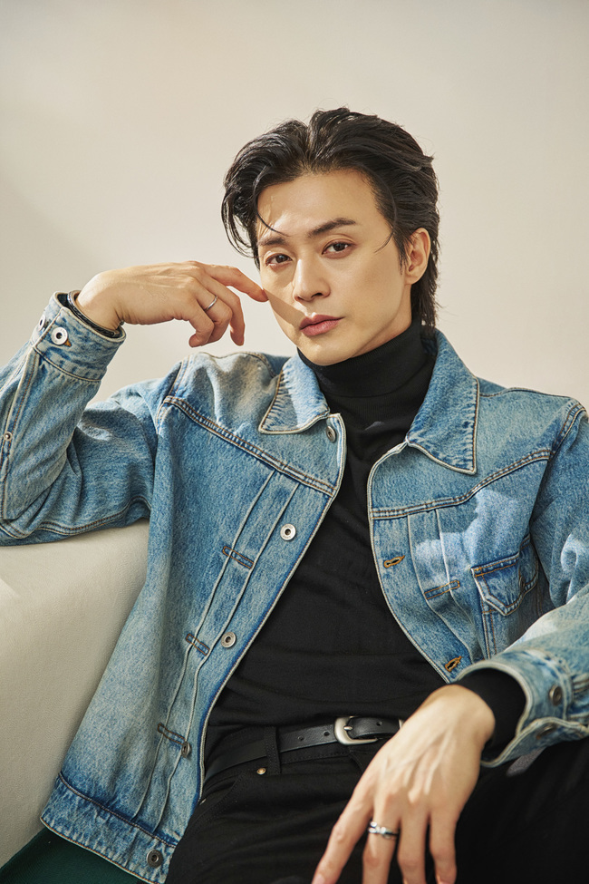 ����ó�̾�Ƽ ����