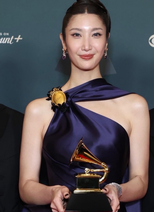 ���� �Ҽȹ̵��