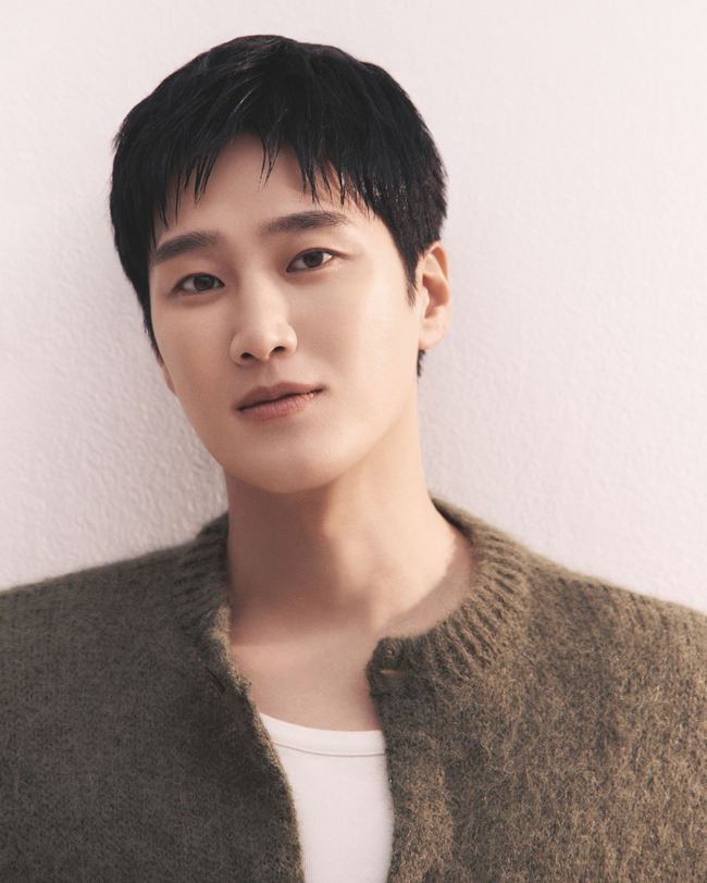 ���̿��������θ�Ʈ ����