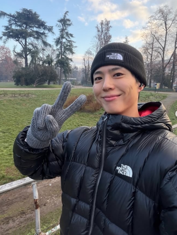 박보검 밀라노 러닝 근황 사진