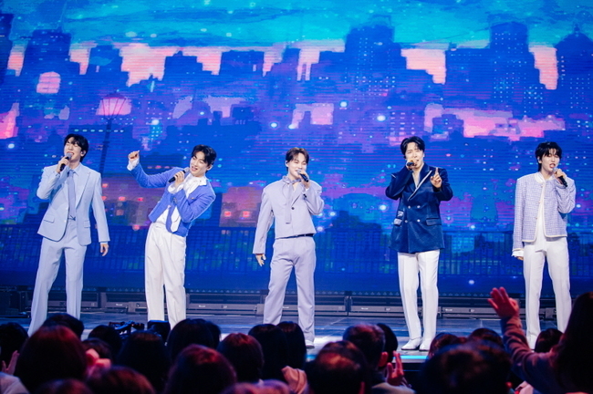 ����=ũ���� ��Ʃ���