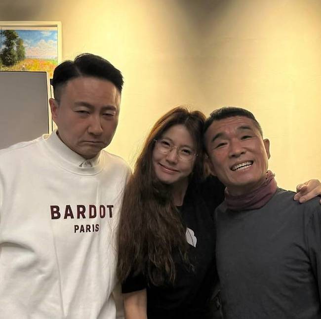 ������ �Ҽȹ̵��