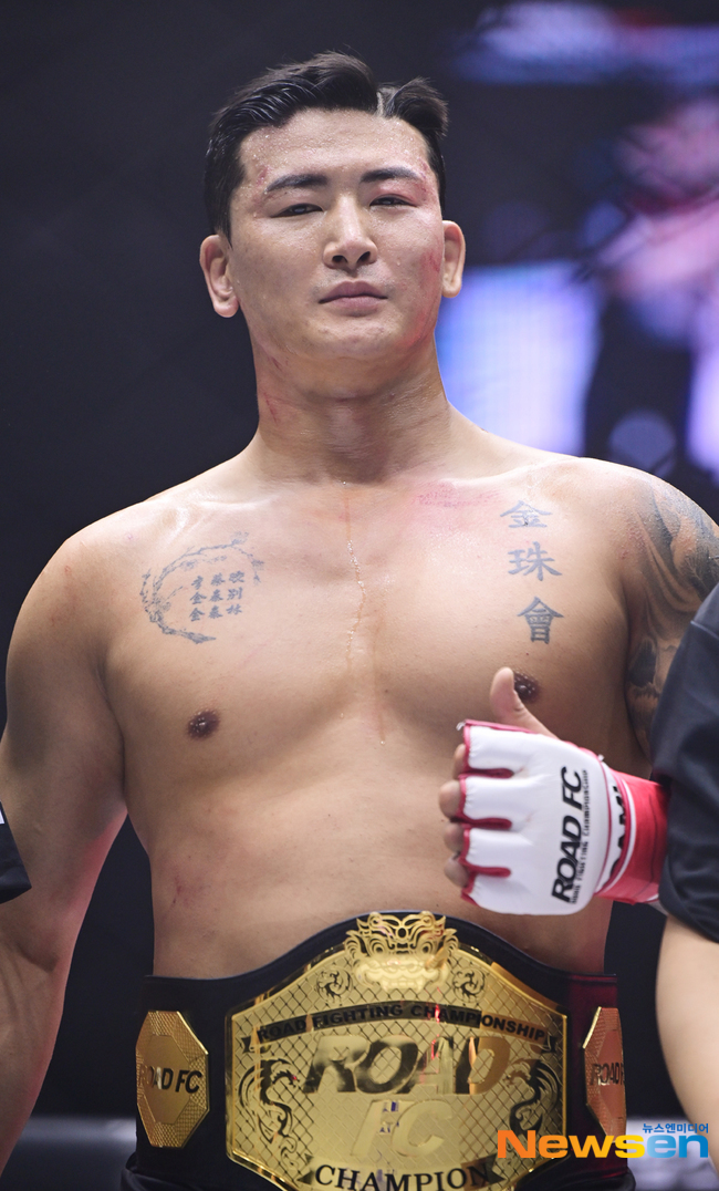 로드FC 김태인 챔피언 벨트 포토