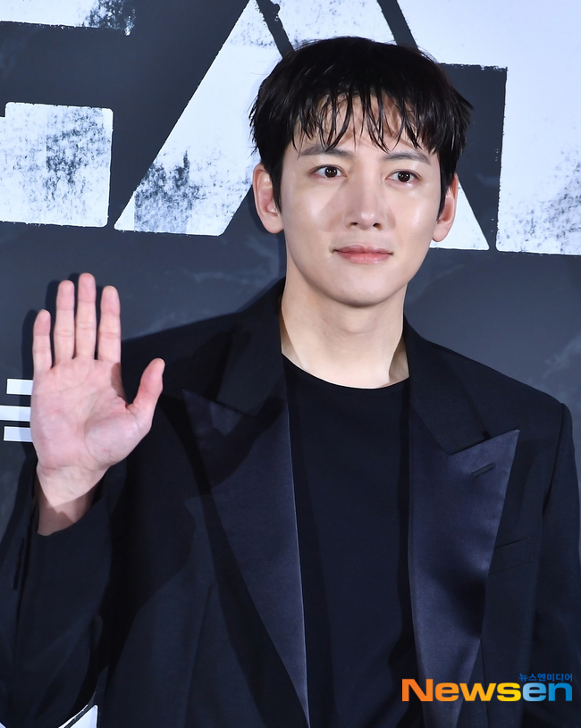 ‘군체’ 김신록 “지창욱, 지게로 날 업어‥다이어트해야 했다” - 손에 잡히는 뉴스 눈에 보이는 뉴스 - 뉴스엔