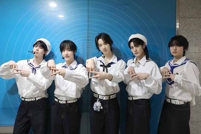 �̿������θ�Ʈ ����