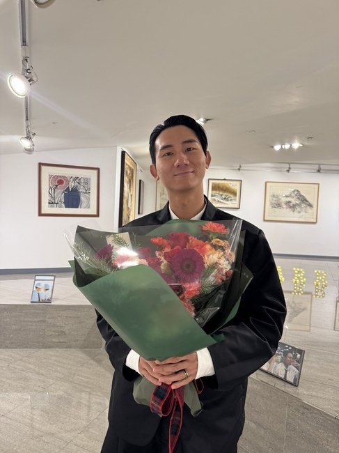 ���� ����