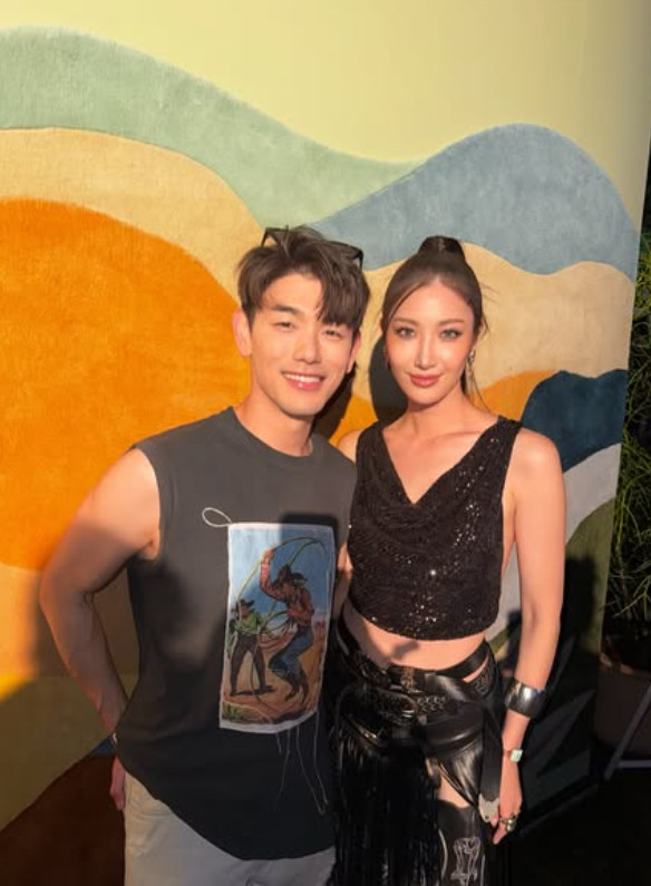 '美 진출' 에릭남 '케데헌' 이재 만났다...다정한 투샷 - 뉴스 썸네일 이미지