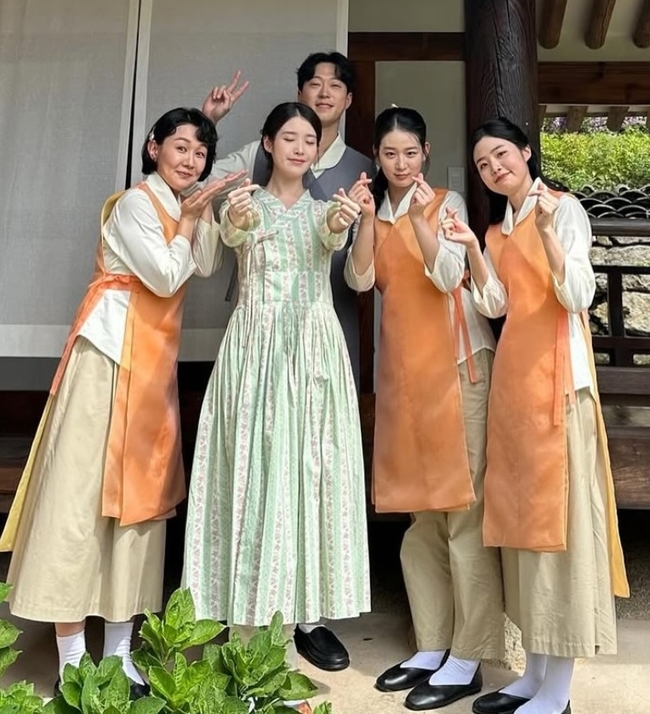 변우석 정지안 아이유