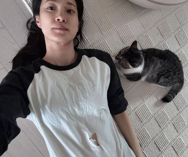 옥자연 반려묘 봄이와의 일상 관련 보도 이미지