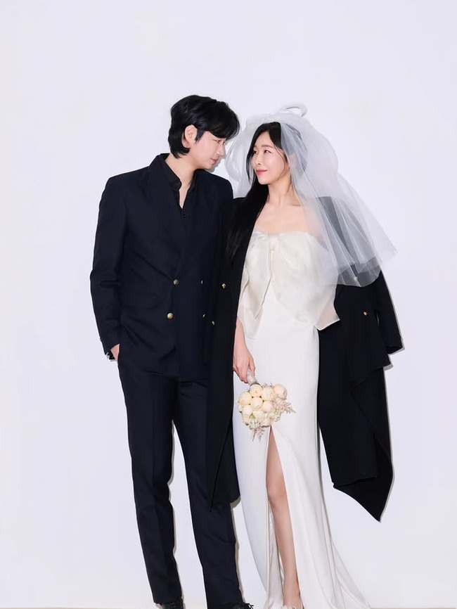 나는 솔로 14기 순자와 배우 최주원 결혼식 관련 이미지
