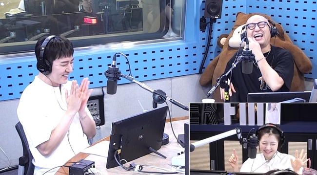 SBS �Ŀ�FM 12�ÿ� ������ ���̴� ���� ��� ȭ�� ĸó
