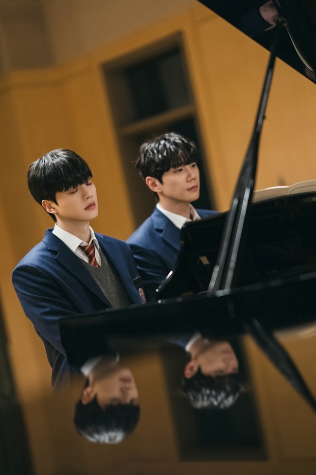 tvN ‘포핸즈’ 제공