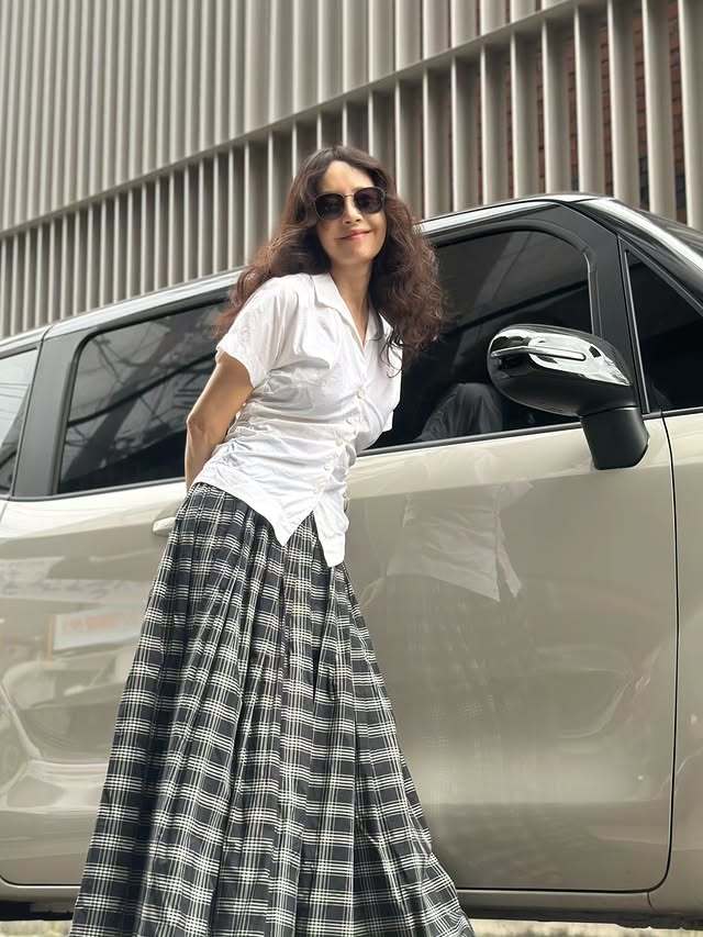 배우 서정희, 한정판 외제차 처분 후 경차 이용 소회 밝혀