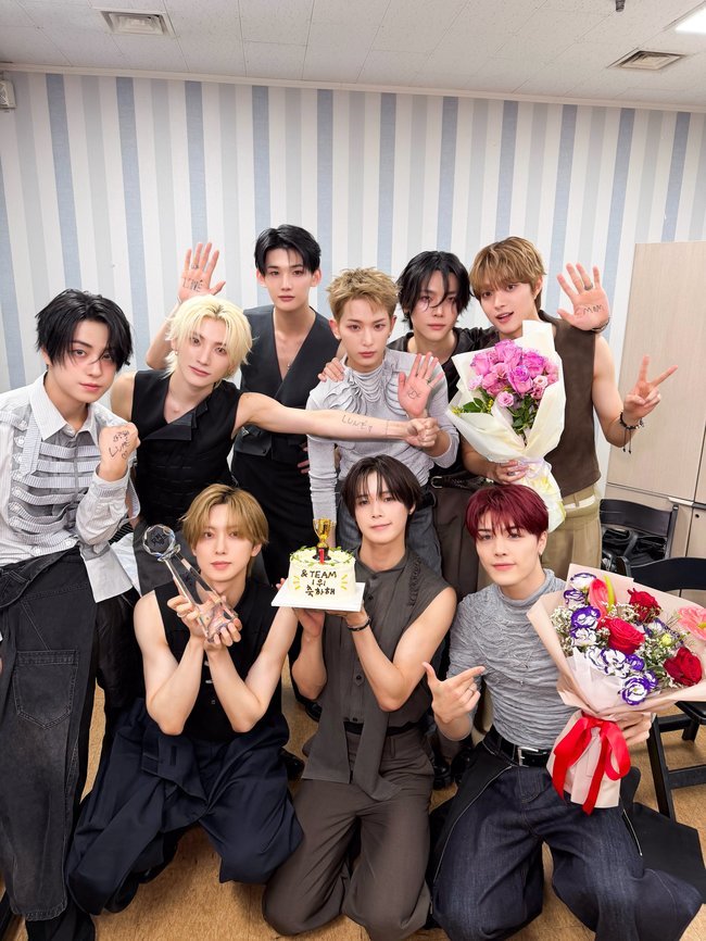 &TEAM’s ‘Wolf DNA’ New Chapter Pays Off as ‘Music Bank’ Win Marks Fifth Korean Music Show Trophy