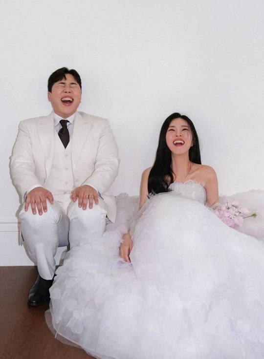 한윤서, 오늘(11일) 결혼…서울 아파트 입성