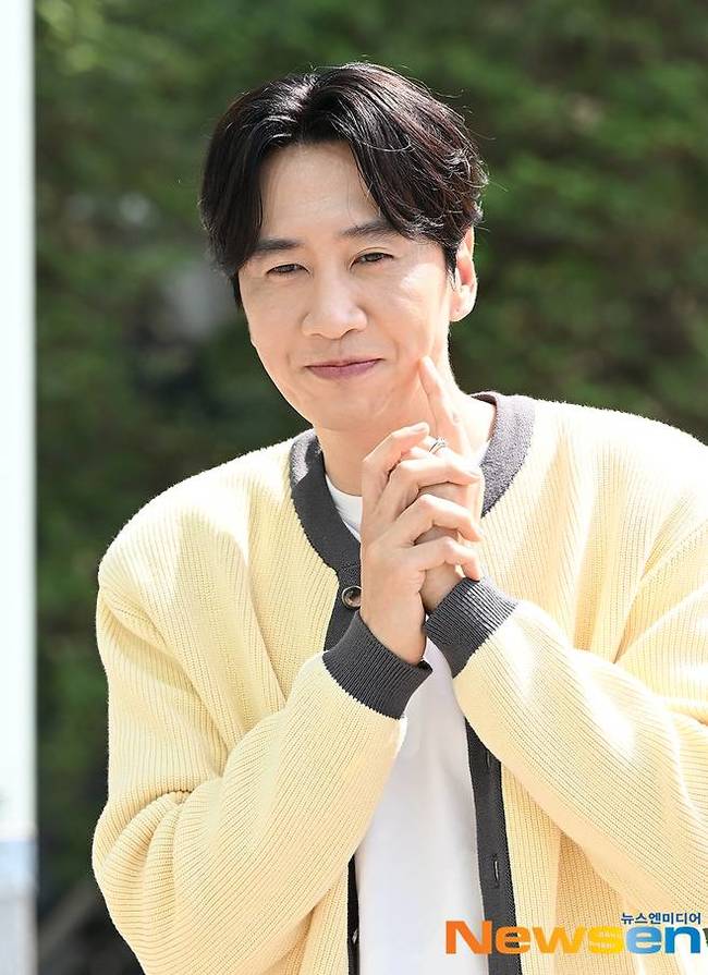 이광수, 팬 소통 중 ‘일베 용어’ 해프닝…“잠 다 깼다”