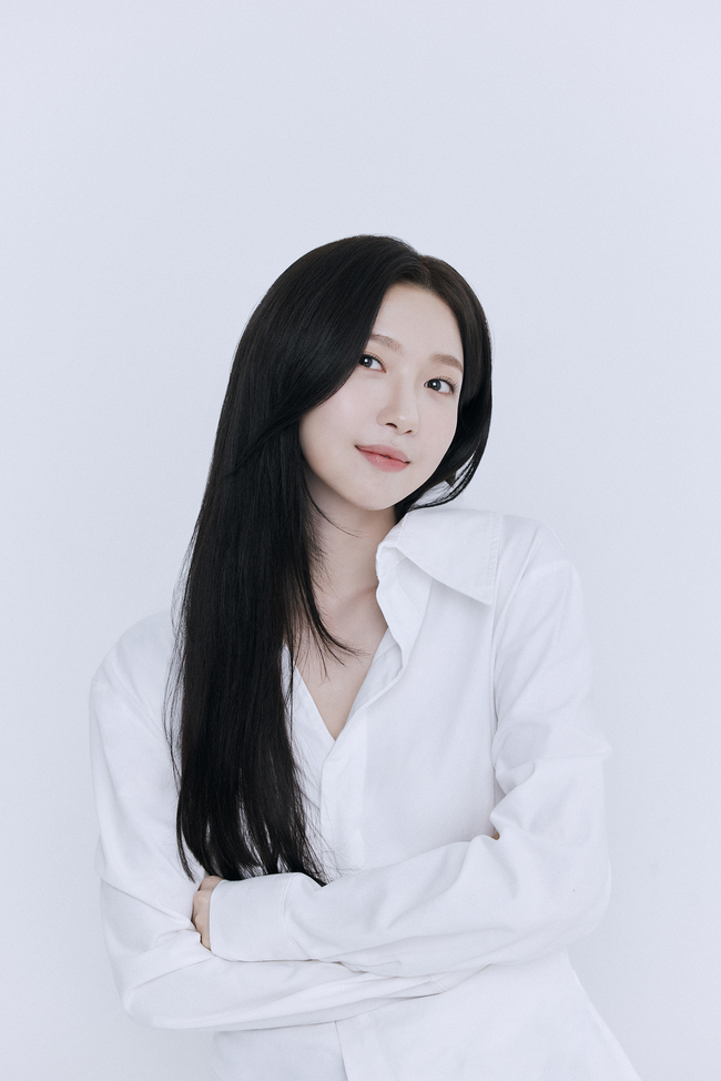 주현영, AIMC와 재계약…차기작 촬영 준비