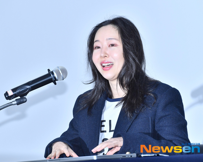 '아일릿, 뉴진스 표절 주장' 민희진, 명예훼손·업무방해 혐의 송치→... - 뉴스 썸네일 이미지