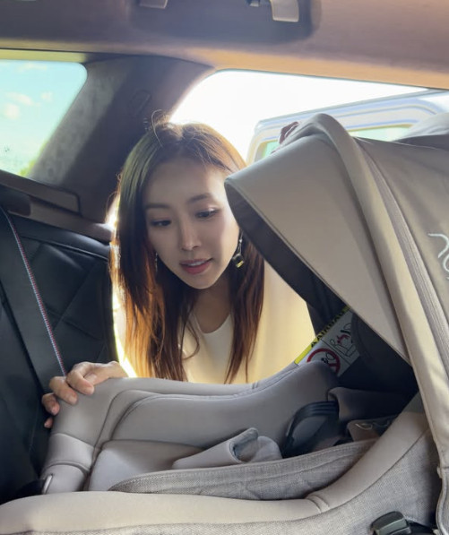 한다감, 47세에 얻은 아들 맞이 첫 카시트 설치