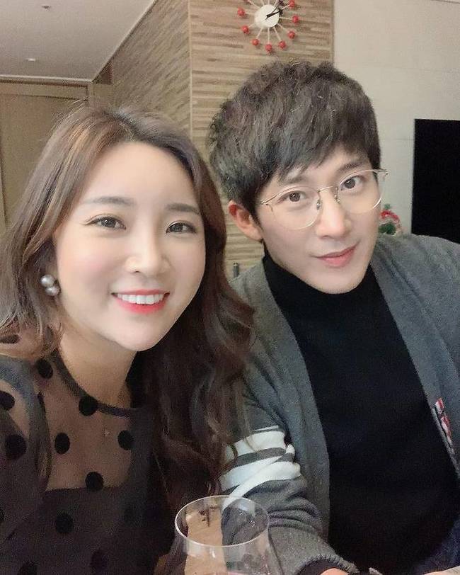 이완, 결혼 7년 만에 얻는 딸…아내 이보미 2월 출산